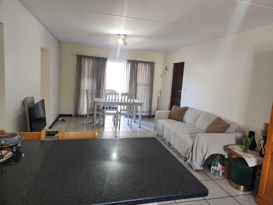 2 Bedroom Property for Sale in Paarl South Western Cape
